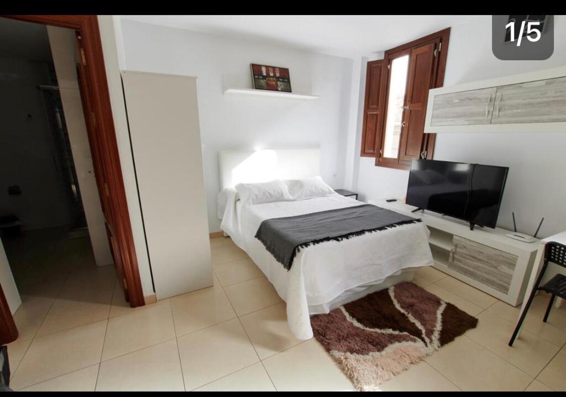 Elvira 50 Aparthotel Grenada Zewnętrze zdjęcie